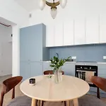 One Bedroom Apartment - Dietla 68 Street